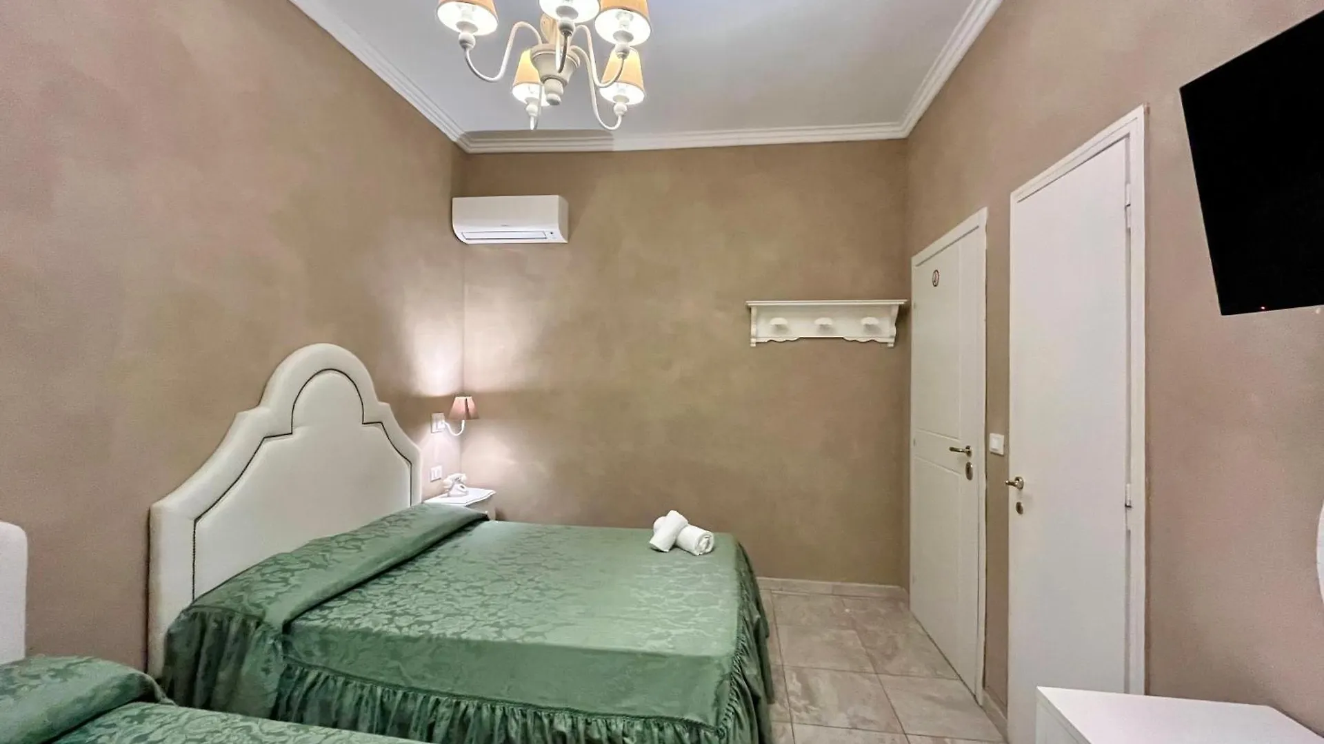 Boutique Hotel Calais Milano  Mailand