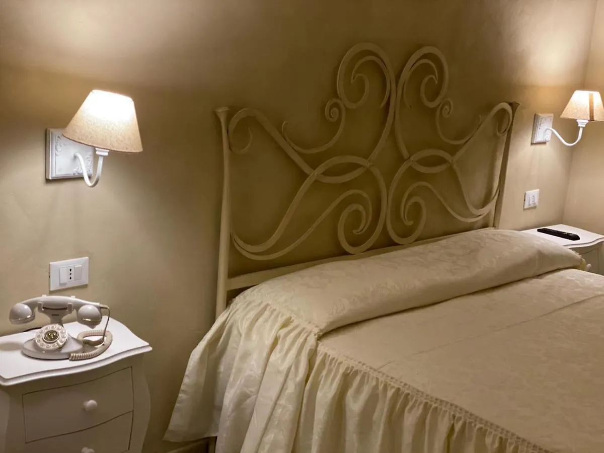 Boutique Hotel Calais Milano Milan