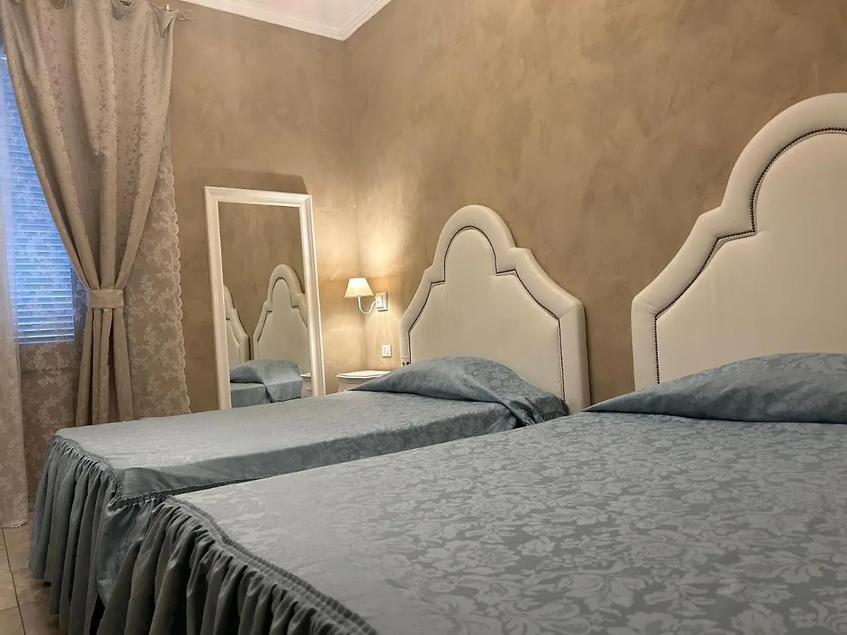 Boutique Hotel Calais Milano 0*,