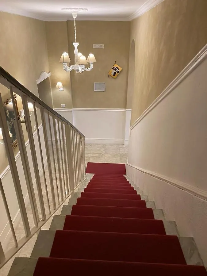 Boutique Hotel Calais Milano Italia